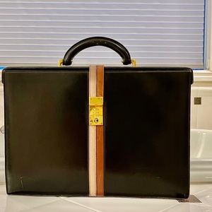 A testoni business bag